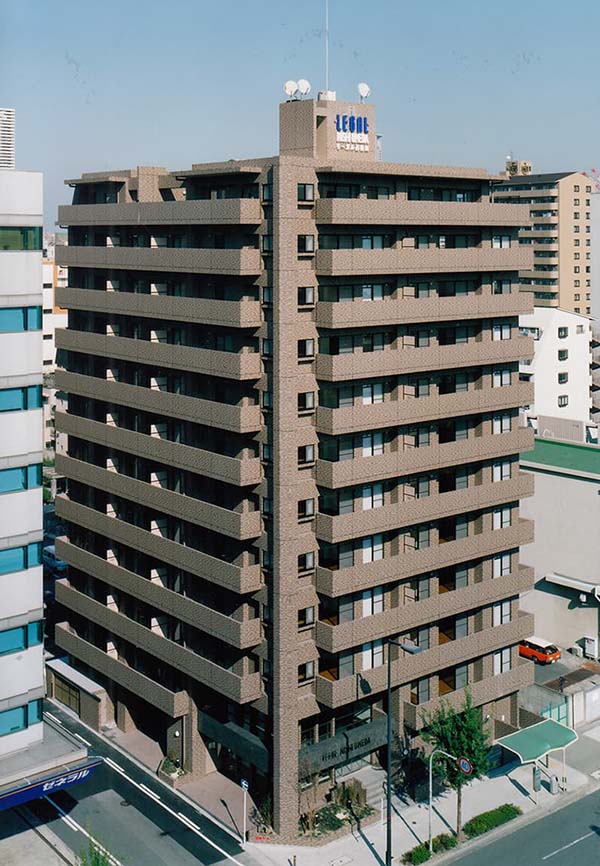 リーガル西梅田